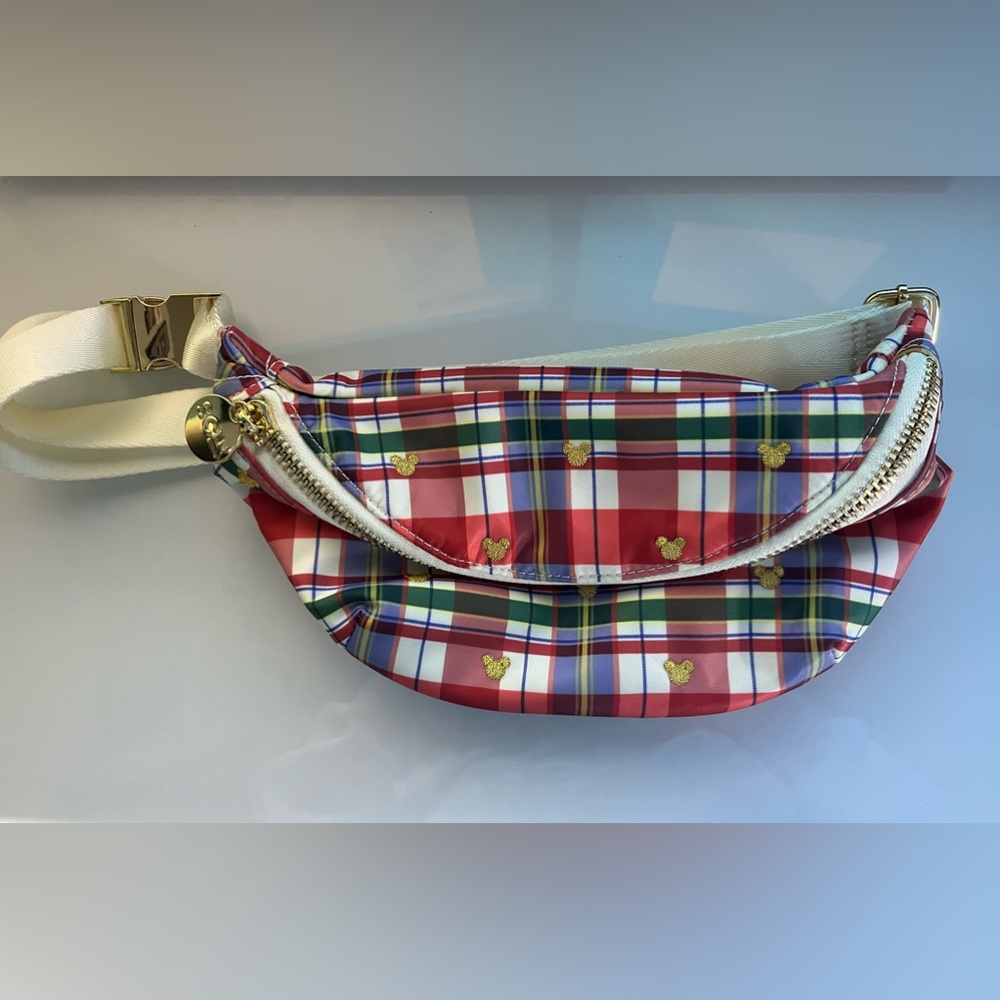 NWOT Stoney Clover Lane Classic Fanny Pack Merry Everything